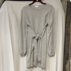 Tobrief Gray Tie-Front Dress